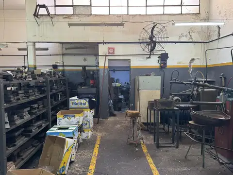 Galpon en Venta en Villa Maipu, USD 320.000