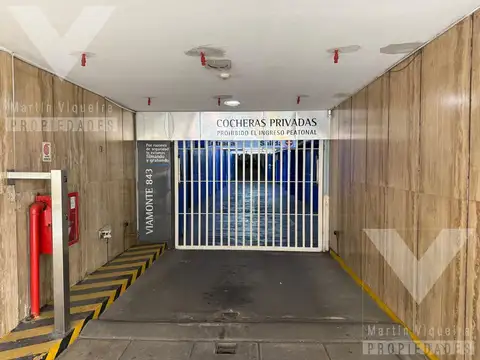Cochera en venta en Microcentro. Viamonte y Esmeralda.  Oportunidad
