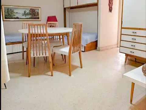 2 AMBIENTES A LA CALLE CON BALCÓN