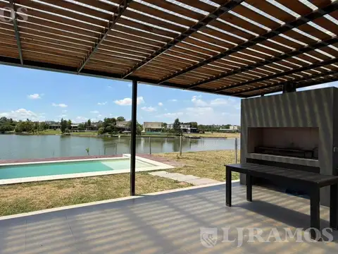 Casa en Venta al Este