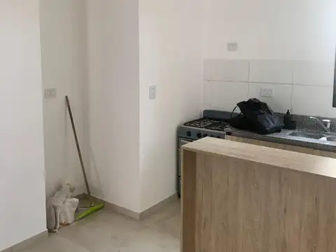 Arturo M. Bas 300, Piso 10