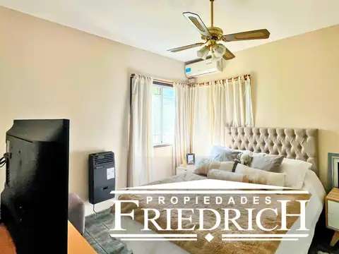 Casa en Venta con cochera