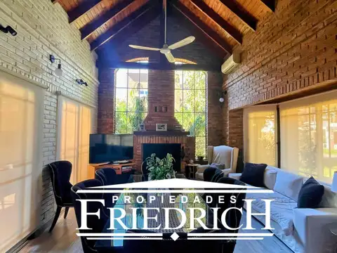 Casa en Venta en Cardenal Del Monte - 3 dormitorios