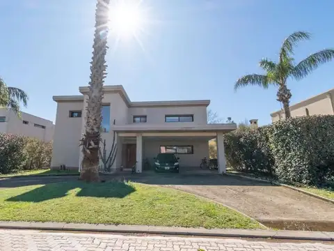 Casa en venta funes hills - miraflores