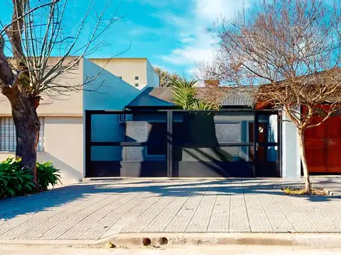 Casa de 5 ambientes en venta en Tolosa