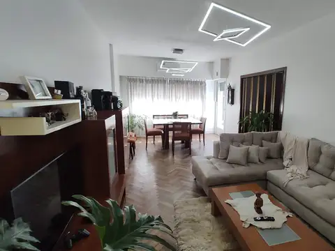 Departamento en Venta de 5 ambientes