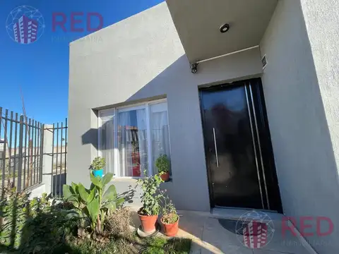 Casa en Venta en General Fernández Oro, USD 150.000