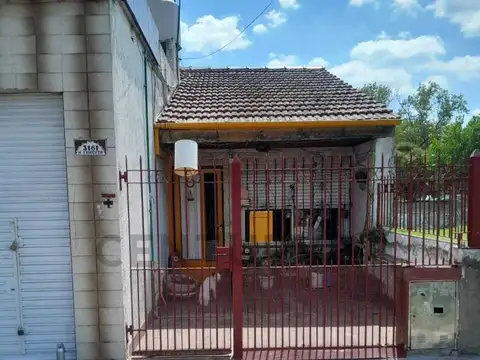 venta casa 2 ambientes y medio con 2 locales en El Talar