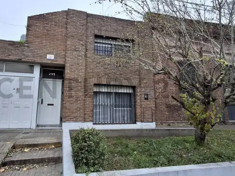 CASA EN VENTA 3 DOMITORIOS TOLOSA