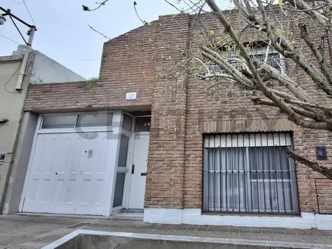 6 entre 524 y 525 700, Piso 0