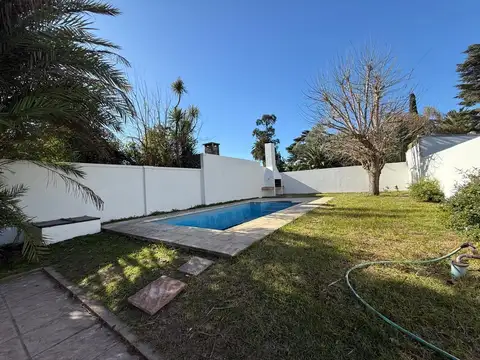 Venta casa 3 ambientes en Moreno - Apto crédito
