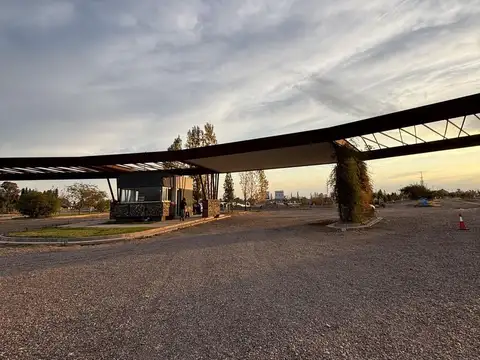 Terreno en Venta en Rodeo del Medio, USD 17.000