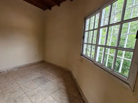 ALQUILER DOS AMBIENTES EN LLAVALLOL