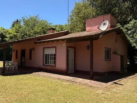 Casa 3 ambientes con 1 baño