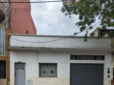 Venta lote 8,66 x 46 con local al frente