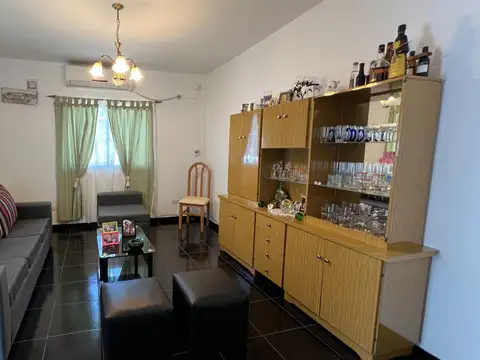 Casa amplio parque venta Ituzaingo 