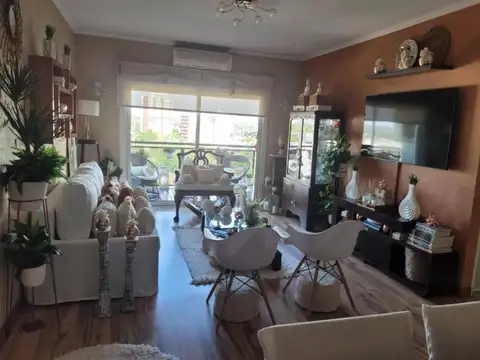 Departamento 4 ambientes con 2 baños