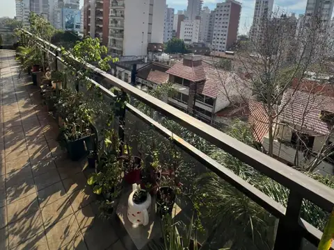 Departamento en Venta con 2 cocheras