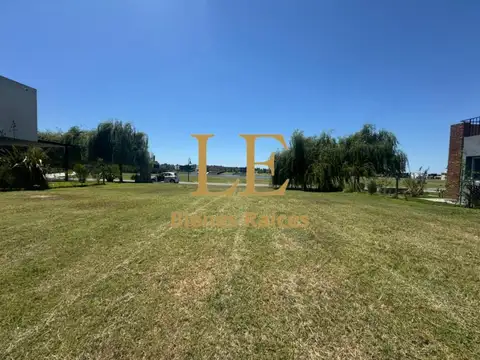 Terreno en Venta de 900,0 m2