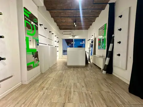 VENTA LOCAL COMERCIAL EN GAL.PATIO DEL LICE0