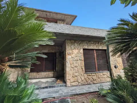 Casa en Venta en Ituzaingó, USD 110.000