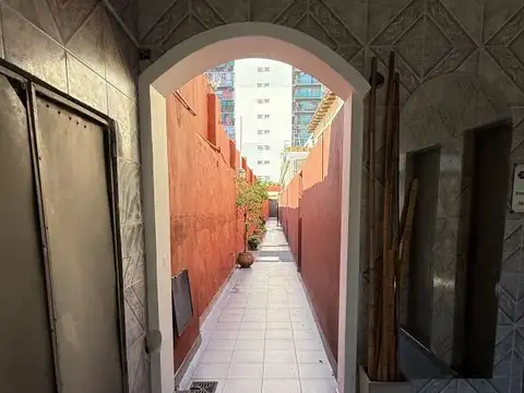 Alberti 1700, Piso 0
