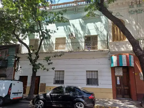 DEPARTAMENTO DE 3 AMBIENTES AL FRENTE CON BALCON