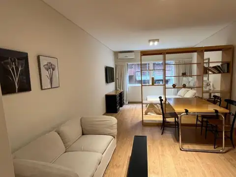 Suipacha al 1200 , Piso 5