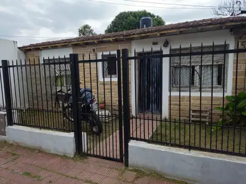 Venta de casa y local en Guernica
