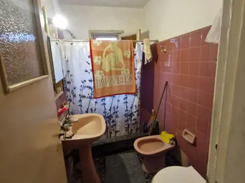 Venta de casa y local en Guernica