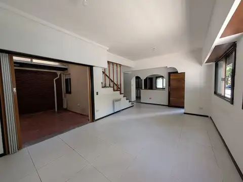 Depto Tipo Casa en Venta de 6 ambientes