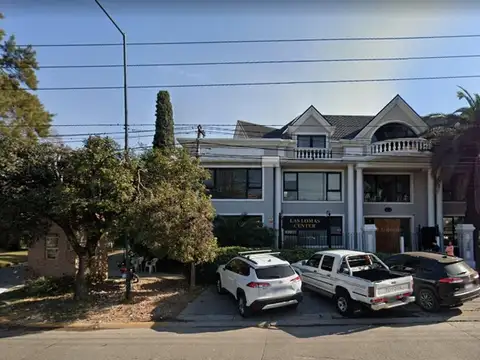 Oficina 135m² - c/ Cocheras cubiertas - SAN ISIDRO