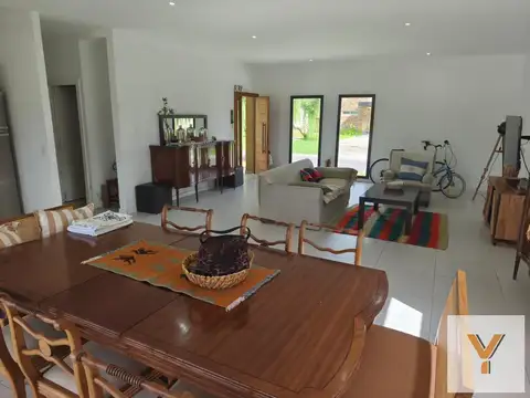 Casa en Alquiler de 4 dormitorios
