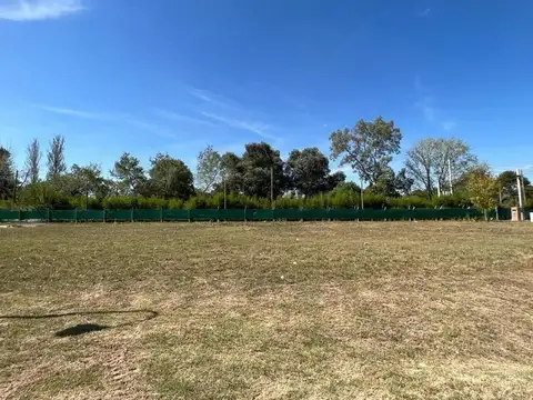 Terreno en Venta en Francisco Alvarez, USD 81.000