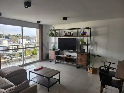 Departamento de CATEGORIA 110m2 y 3DORM en FONTANAS II