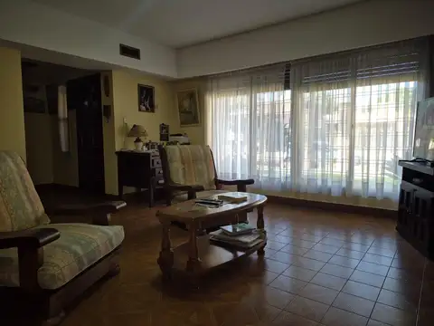 Casa en B.Corimayo