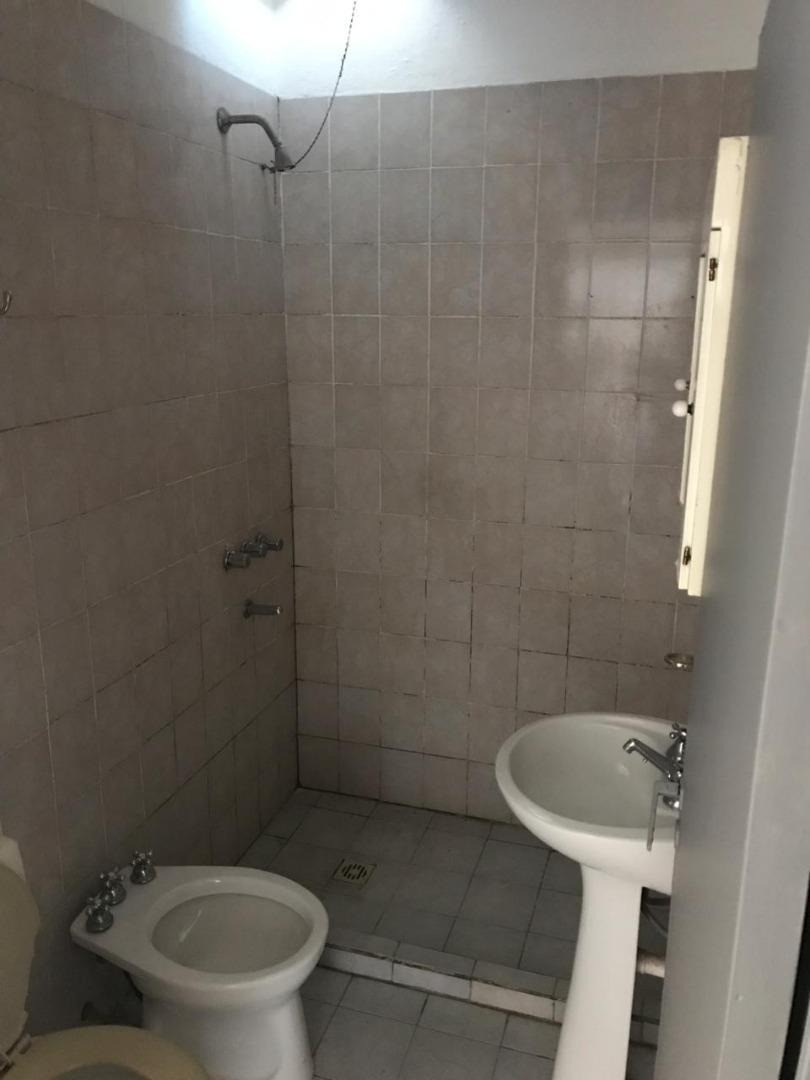 Casa en Alquiler de 1 dormitorio