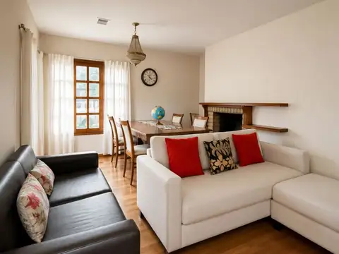 Casa 7 ambientes con 2 baños