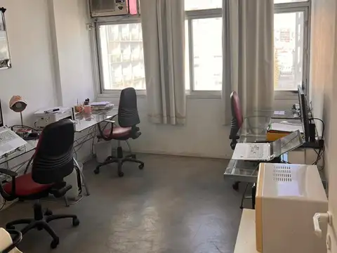 VENTA OFICINA SOBRE AV. CABILDO 2200