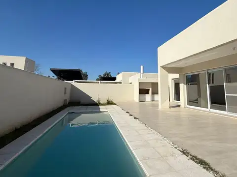 Casa en Venta en Fisherton, USD 370.000