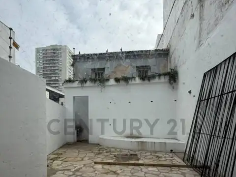 ALQUILER LOCAL COMERCIAL RECICLADO CENTRO