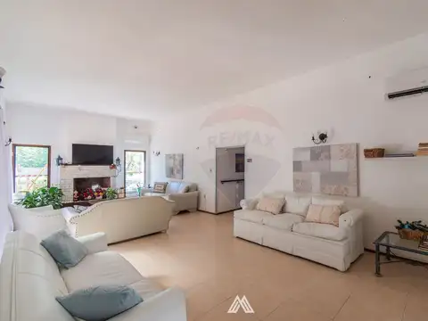 VENTA CASA RESIDENCIAL/CLINICA CIUDAD DE LA COSTA