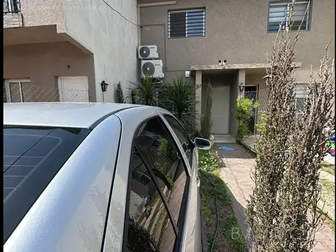Venta Duplex 3 ambientes con Pileta - Barrio Las Nazarenas - Pilar