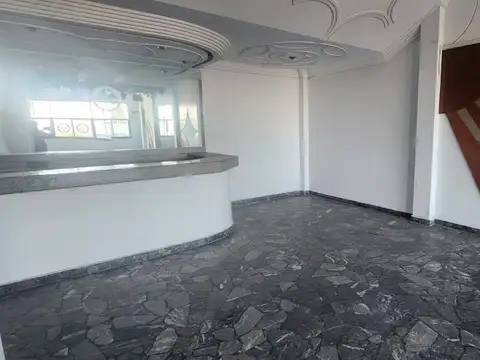 Local en Venta en Lomas Del Mirador, USD 330.000