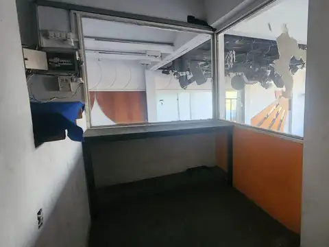 Local en Venta en Lomas Del Mirador, USD 330.000