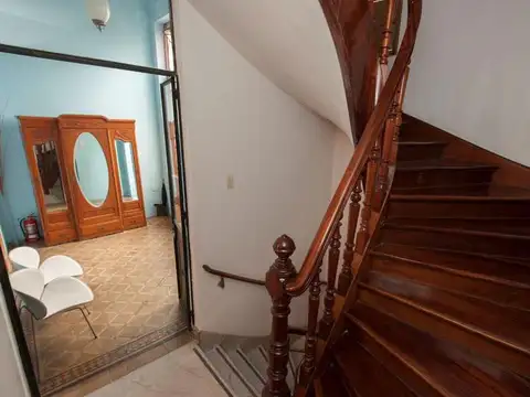 Depto Tipo Casa 7 ambientes con 4 baños