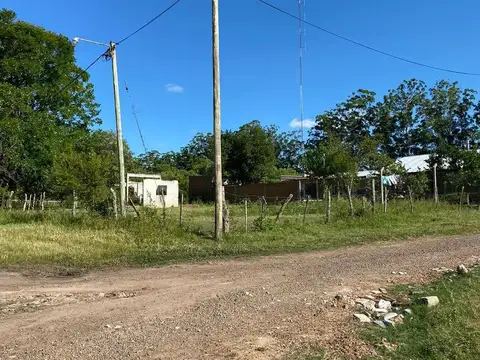 Capilla de los Jesuitas y Sacerdote pueces