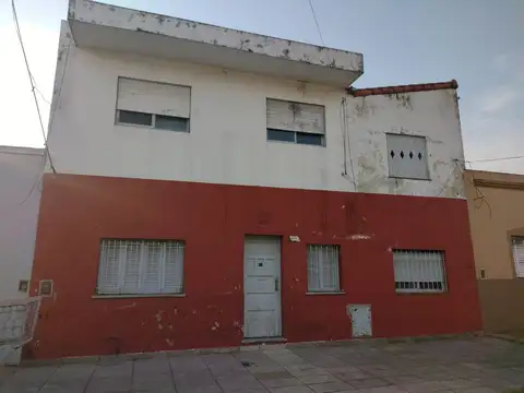 Casa multifamilar en 2 plantas - villa ballester