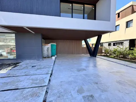 Casa en Alquiler A Estrenar