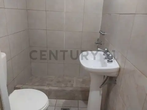 Aristobulo del Valle 100, Piso 0